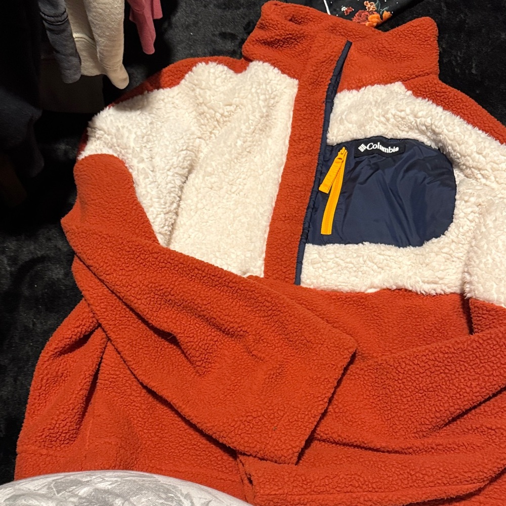 Columbia Fleece Jacket in Red and Cream